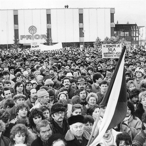 Dokument na kolesách: Spýtaj sa vašich 89