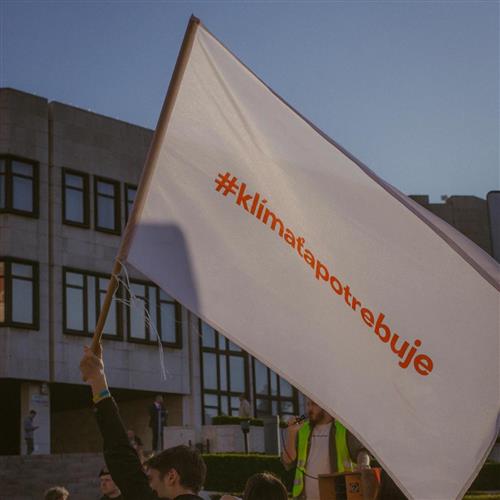 Dobré správy, zostaňte s nami! / Xmas edition