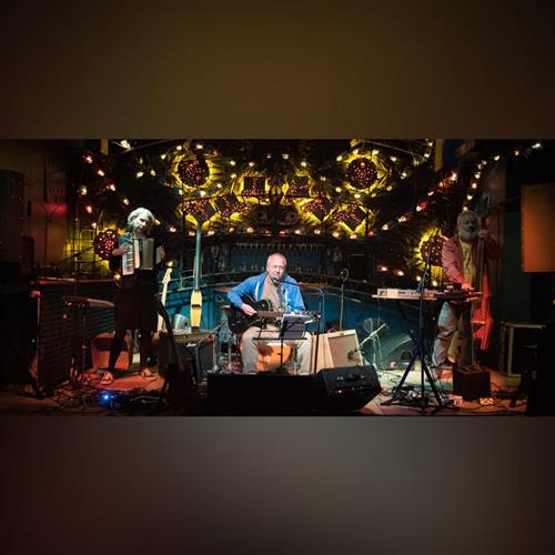 Ruce naší Dory (CZ)